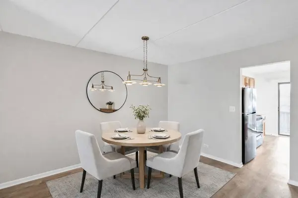 1754 S Washington ST #1754, Naperville, IL 60565