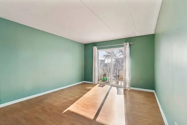 300 Circle AVE #5G, Forest Park, IL 60130