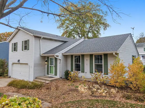517 Sheffield RD, Naperville, IL 60565