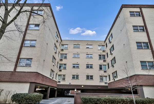 7840 W North AVE #4E, Elmwood Park, IL 60707