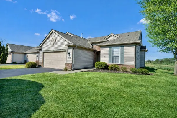 11268 Bellflower LN, Huntley, IL 60142