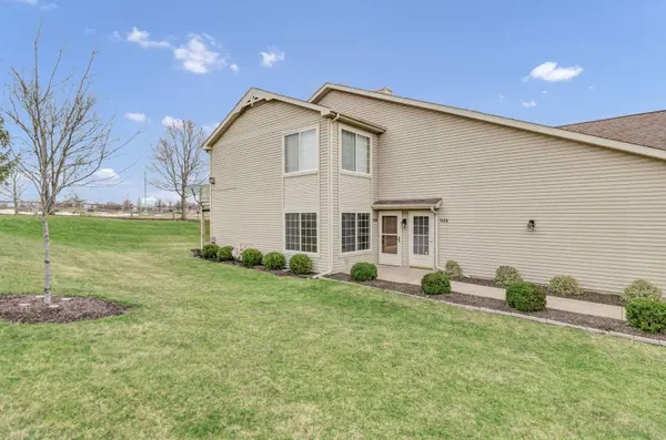 7636 Creek BND #7636, Rockford, IL 61114