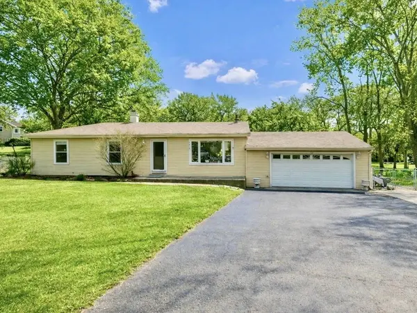 3410 WOODLAND CIR, Island Lake, IL 60042