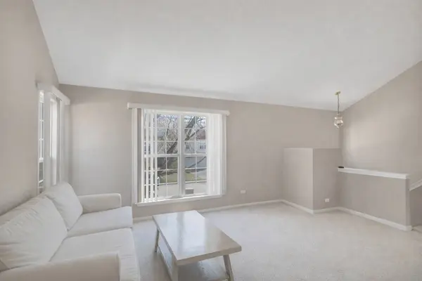 1650 Orchard CT, West Chicago, IL 60185