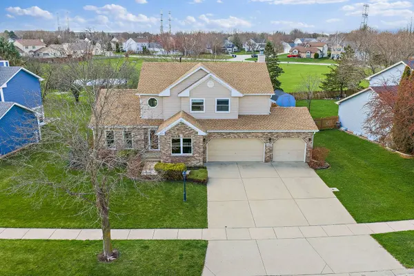 160 Brentwood TRL, Elgin, IL 60120