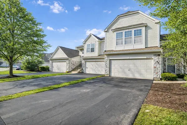 24924 Franklin LN, Plainfield, IL 60585