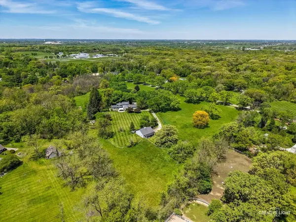 33W451 Surrey RD, Wayne, IL 60184