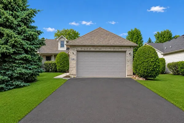 246 Red Hawk RD, Hampshire, IL 60140