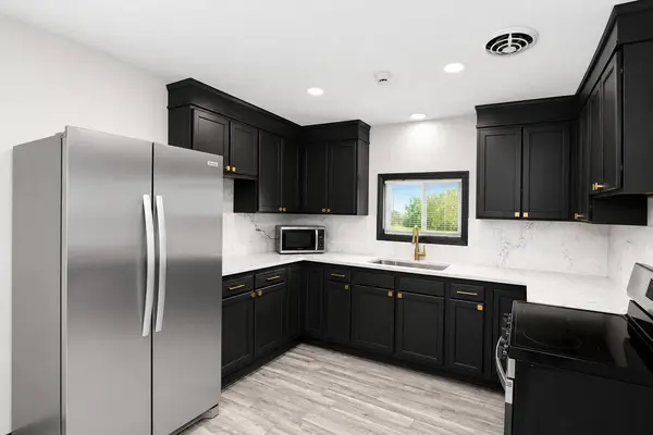129 W Stimmel ST #2, West Chicago, IL 60185