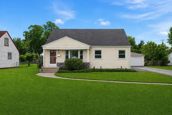 832 N Prater AVE, Leyden Township, IL 60164