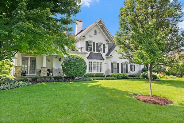 3S412 Saddle Ridge CT, Warrenville, IL 60555