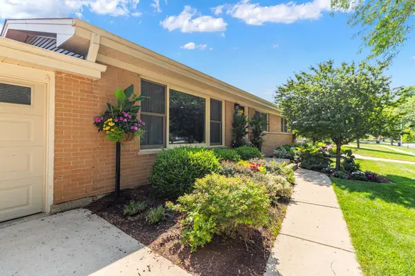 532 MERLIN DR, Schaumburg, IL 60193