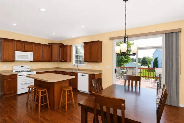 11293 Nicollet LN, Huntley, IL 60142