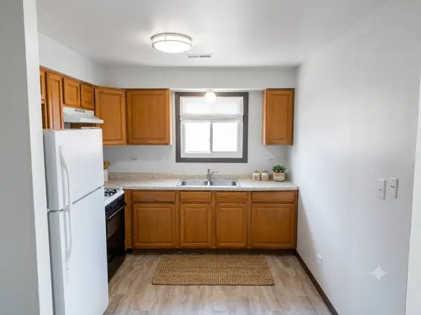 83 Paxton AVE, Calumet City, IL 60409