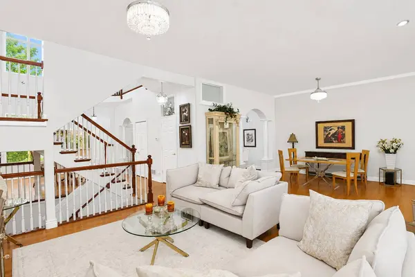 1555 S Paul Le Comte CT #58, Palatine, IL 60067