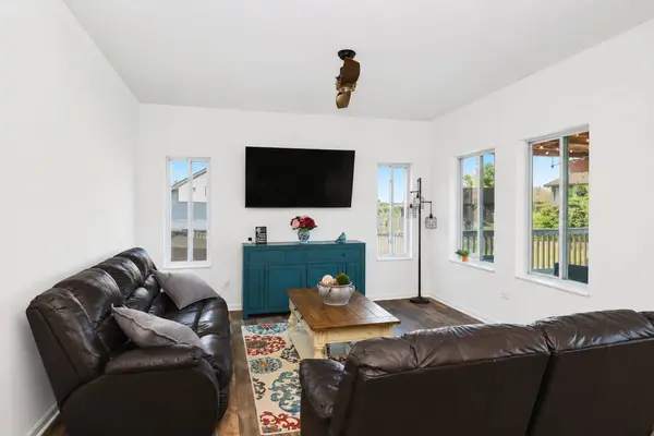 1506 Kempton ST, Joliet, IL 60431