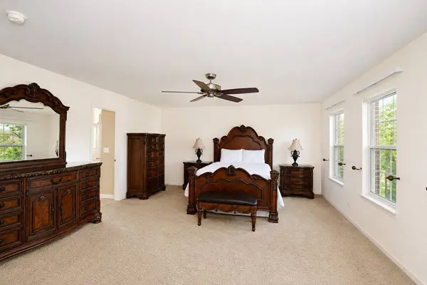 11293 Nicollet LN, Huntley, IL 60142