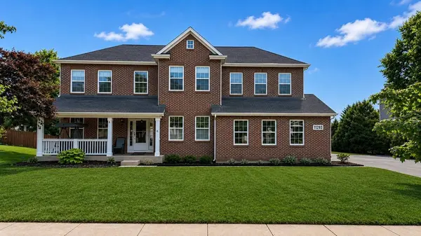 11293 Nicollet LN