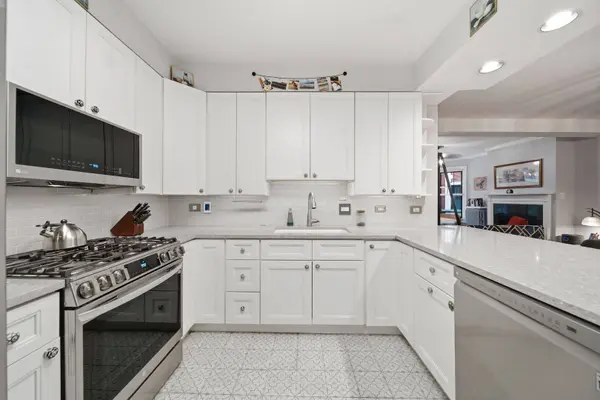 7639 N Eastlake TER #1D, Chicago, IL 60626