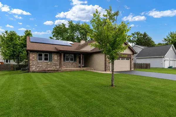 506 Old Country WAY, Wauconda, IL 60084