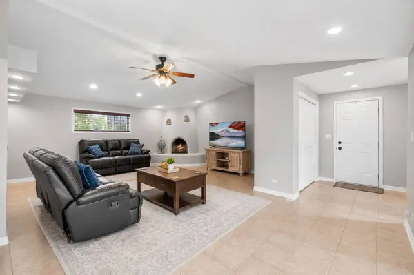 478 W Shady Lane RD, Palatine, IL 60074