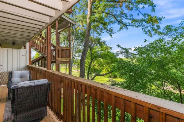 5803 Oakwood DR #2D, Lisle, IL 60532