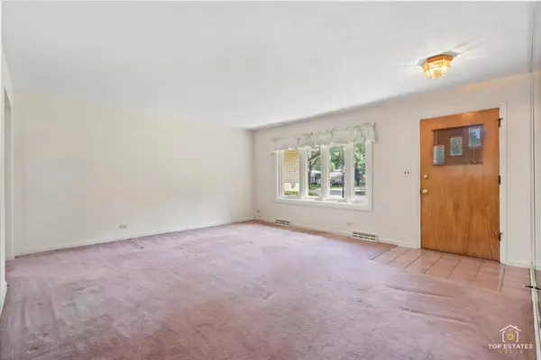 1420 N Hickory AVE, Arlington Heights, IL 60004