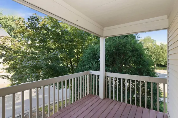 631 Conservatory LN #544, Aurora, IL 60502