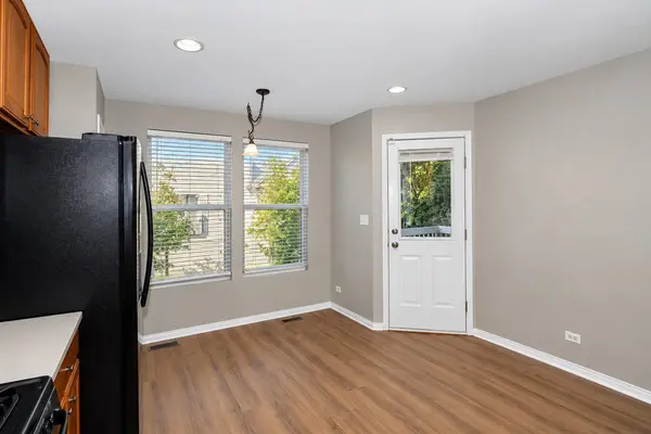 631 Conservatory LN #544, Aurora, IL 60502