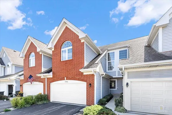 1743 W Ethans Glen DR, Palatine, IL 60067
