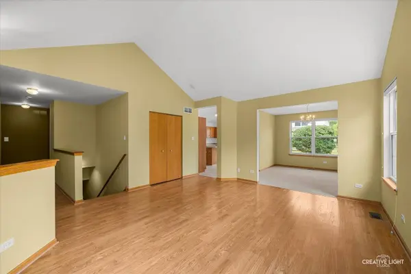 1020 Duran CT, Joliet, IL 60431