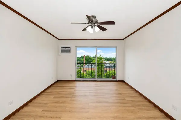 6490 N Northwest HWY #5F, Chicago, IL 60631