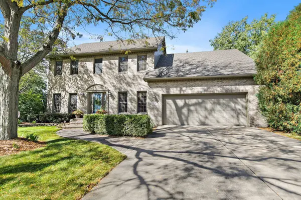 924 Merrill New RD, Sugar Grove, IL 60554