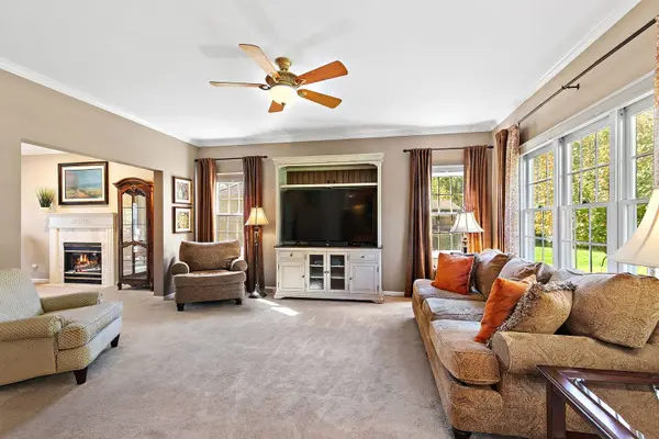 924 Merrill New RD, Sugar Grove, IL 60554