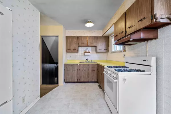 16 Marnel RD, Montgomery, IL 60538