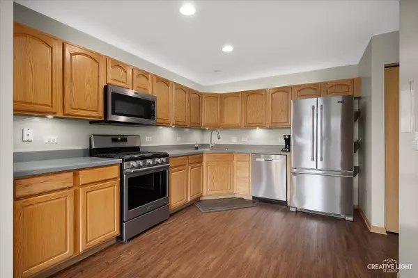 1943 WAVERLY WAY #1943, Montgomery, IL 60538