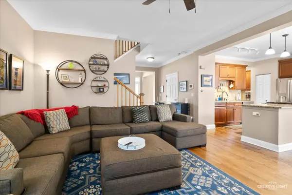 1442 Cornell CIR, Sugar Grove, IL 60554