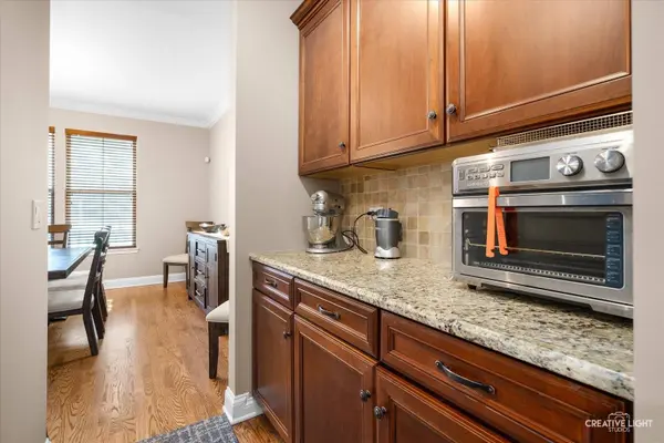 1442 Cornell CIR, Sugar Grove, IL 60554