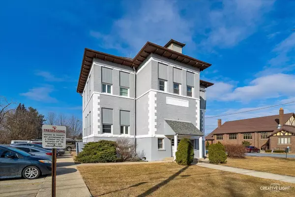 163 S Main ST, Sugar Grove, IL 60554