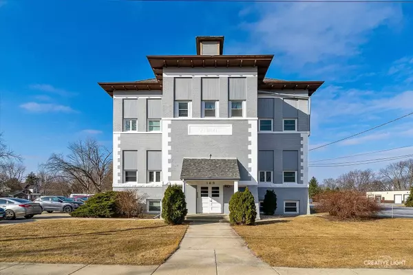 163 S Main ST, Sugar Grove, IL 60554