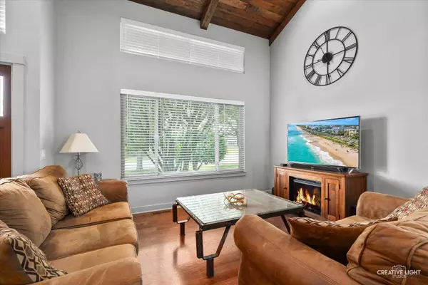 189 Cross ST, Sugar Grove, IL 60554