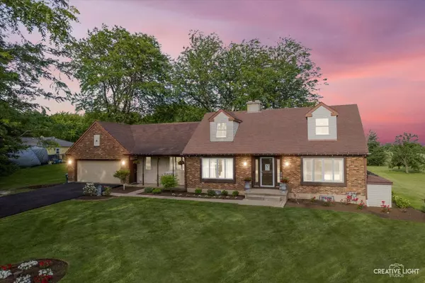 5250 Douglas RD, Oswego, IL 60543