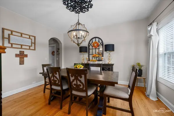 1242 Deerpath DR, Yorkville, IL 60560