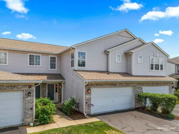 1863 Candlelight CIR #1863, Montgomery, IL 60538