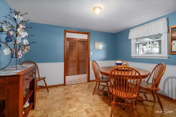 342 Colorado AVE, Aurora, IL 60506