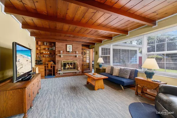 342 Colorado AVE, Aurora, IL 60506