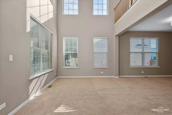 3177 Whirlaway LN, Montgomery, IL 60538