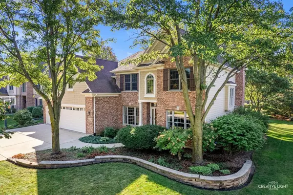 611 Pine ST, Sugar Grove, IL 60554