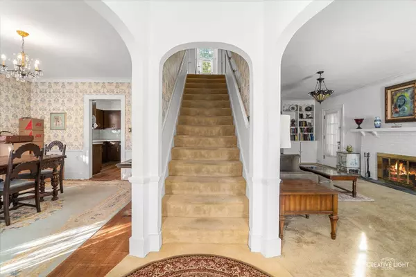 203 S Calumet AVE, Aurora, IL 60506