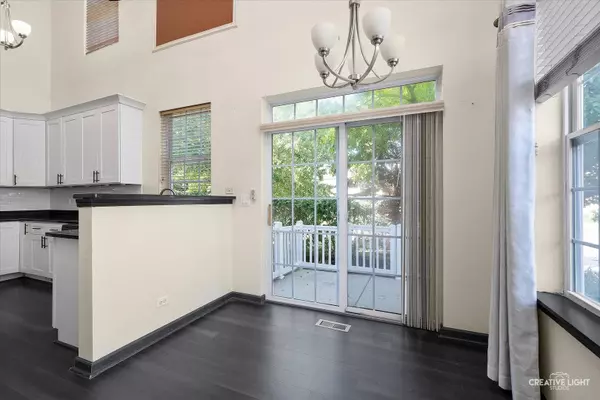 230 St James Pkwy #A, Sugar Grove, IL 60554